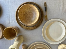 Load image into Gallery viewer, Sawkill Place Setting - Dinner plate
